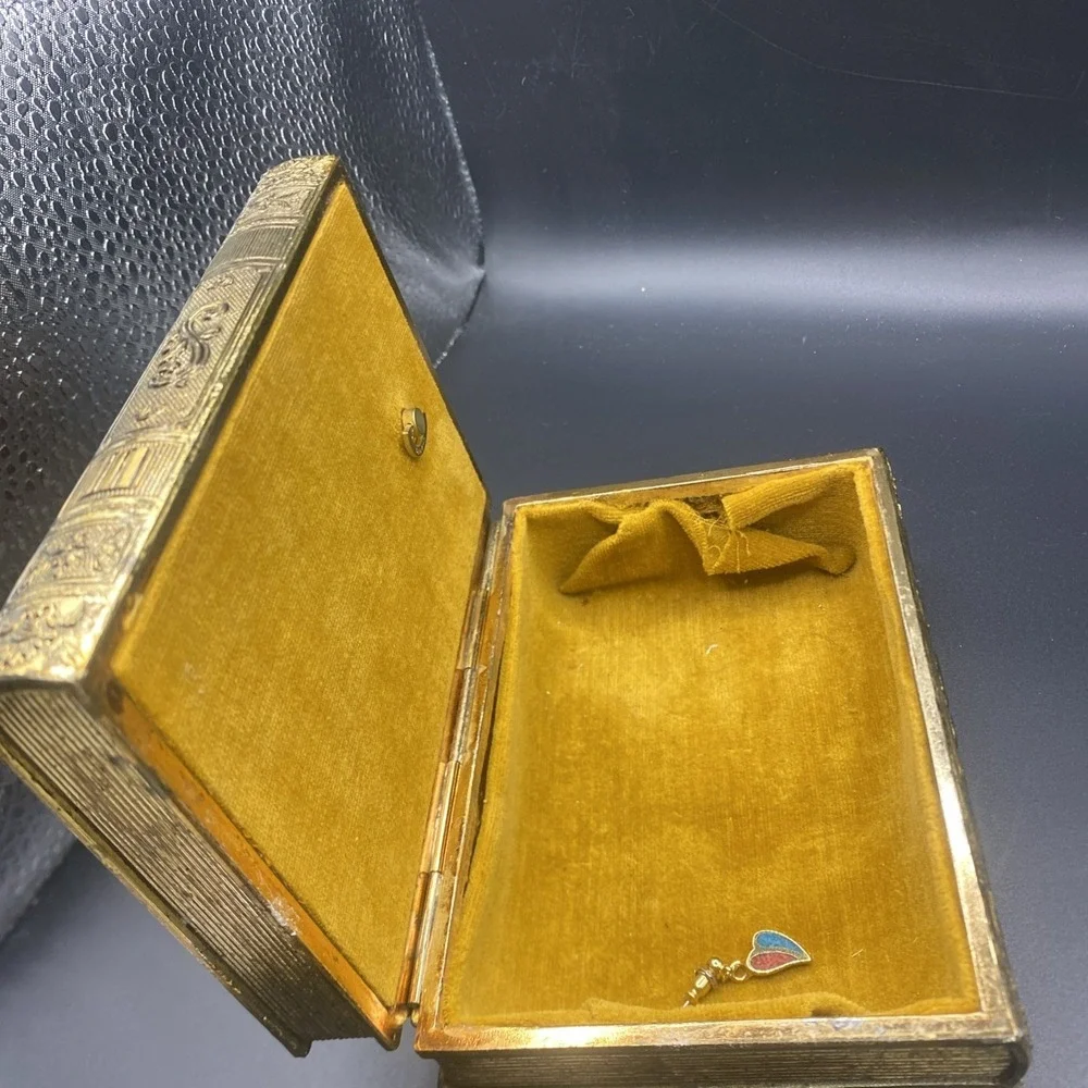 Vintage Linden Brass Plated Rose Jewelry Box Gold‎ Tone 3 Stacked Book Shaped